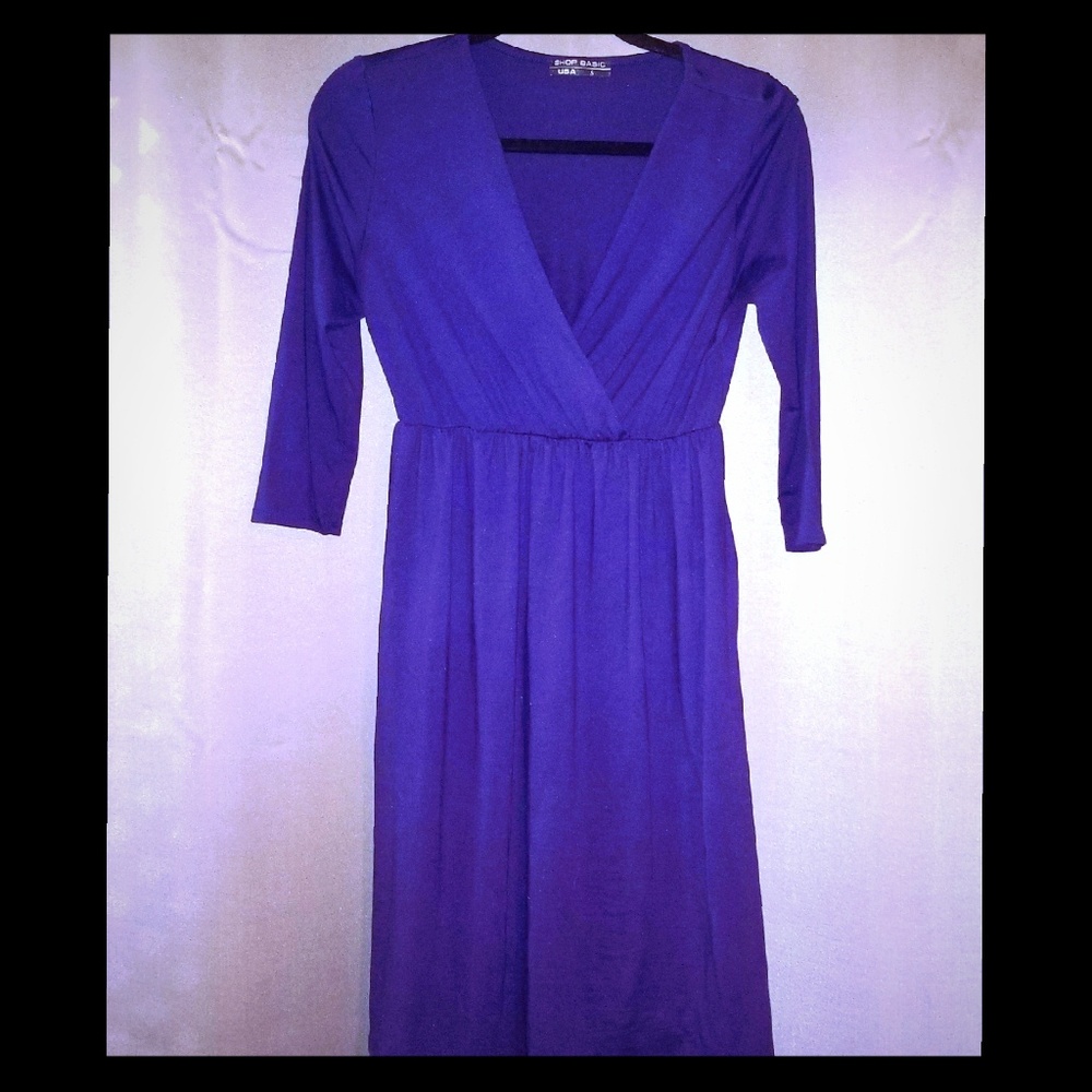 Cute, comfy blue dress with POCKETS! :)